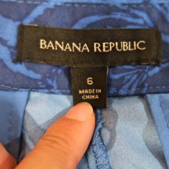 Banana Republic Floral Blue Culottes Shorts 6 - Picture 6 of 7